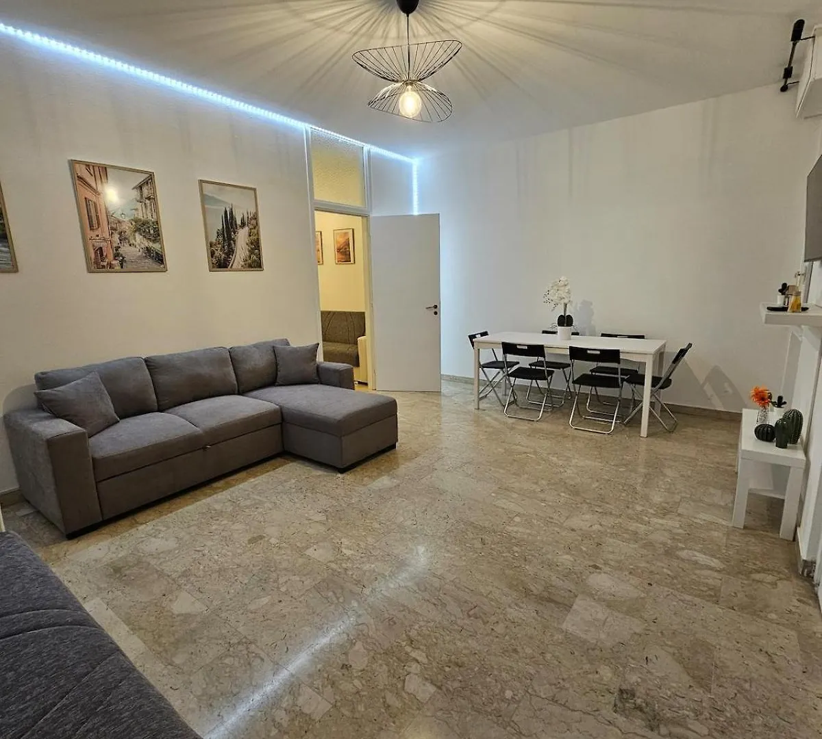 Apartment In Como, Switzerland 0*, Como Italy